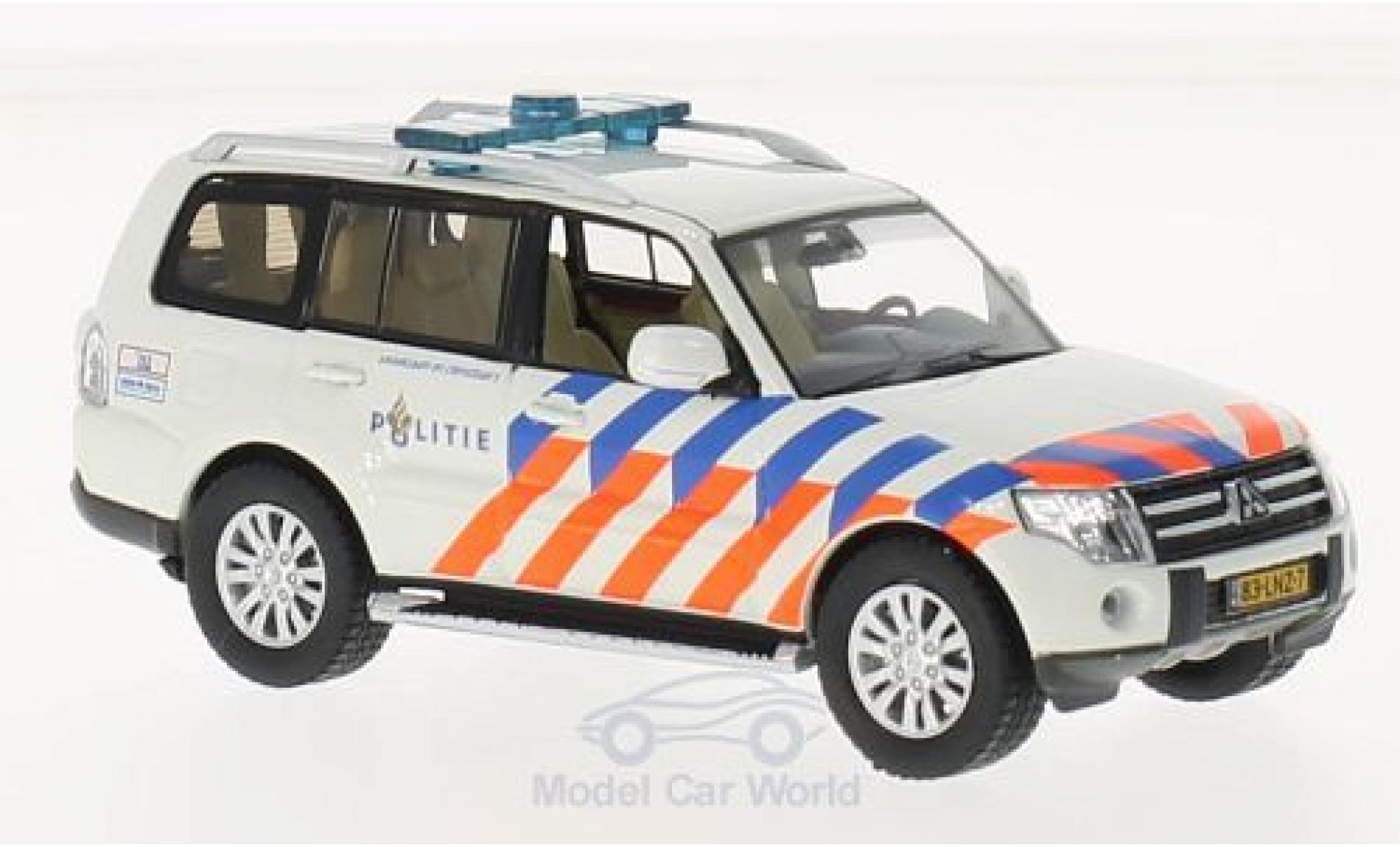 Mitsubishi Pajero 1/43 Triple 9 Collection Politie (NL) 2013 modelauto