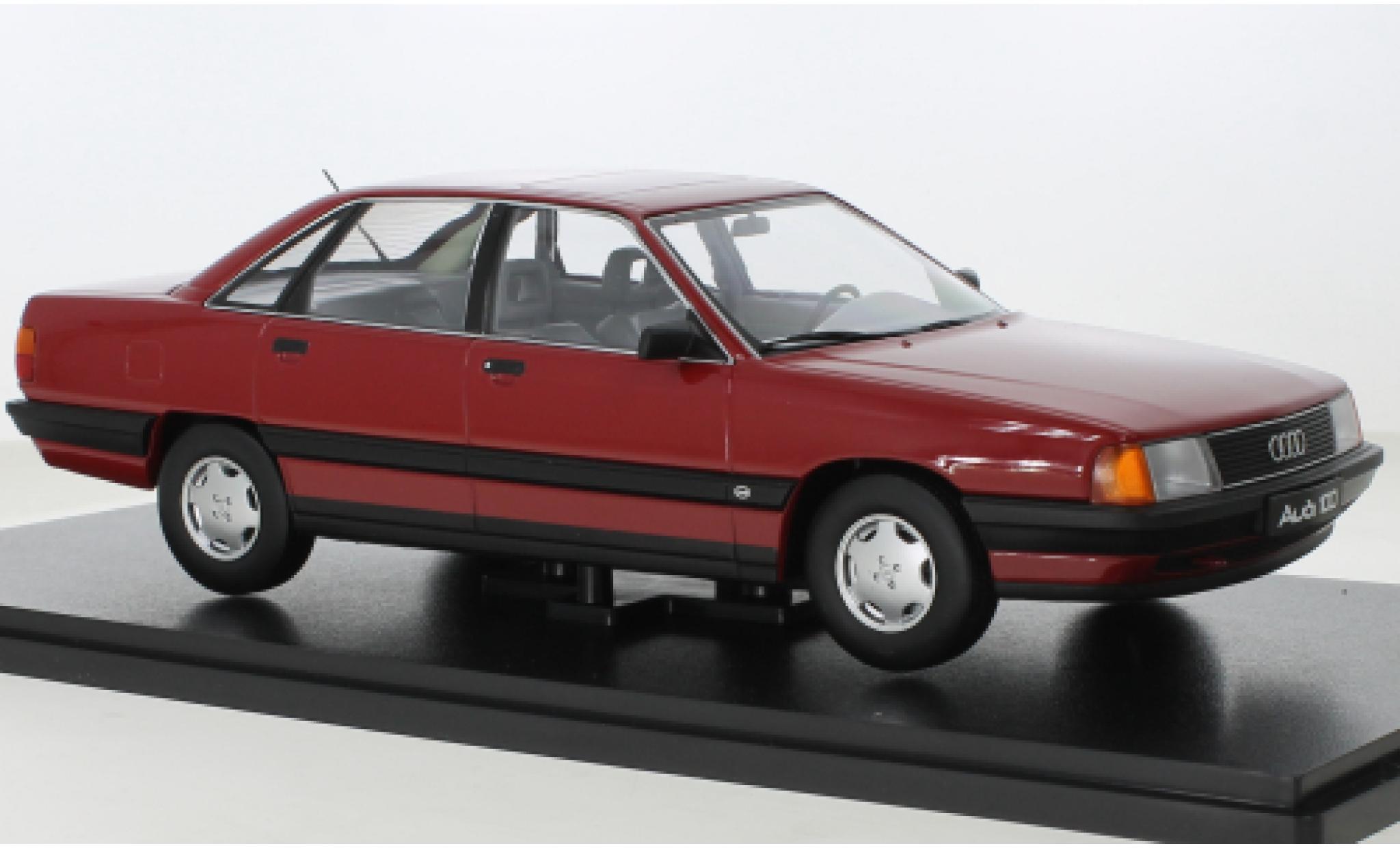 Audi 100 1/18 Triple 9 Collection (C3) rood 1989 modelauto