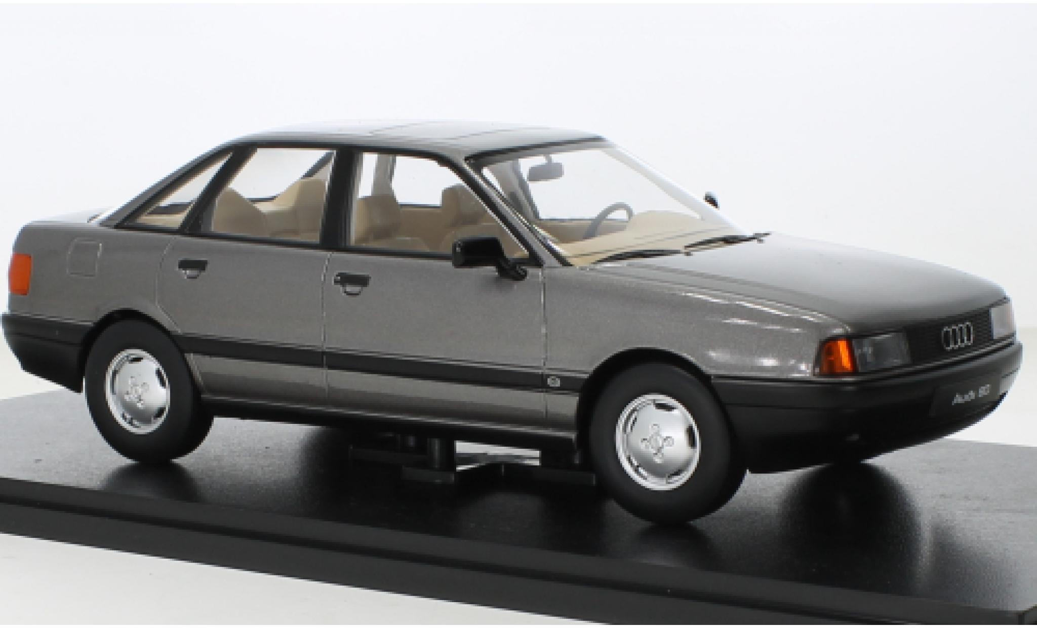 Audi 80 1/18 Triple 9 Collection (B3) metallic grijs 1989 modelauto