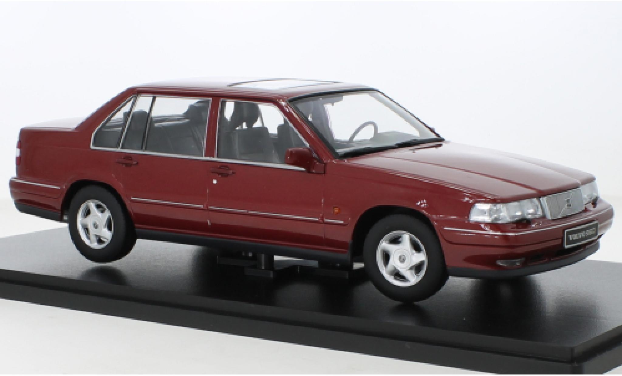 Volvo 960 1/18 Triple 9 Collection metallic rood 1996 modelauto