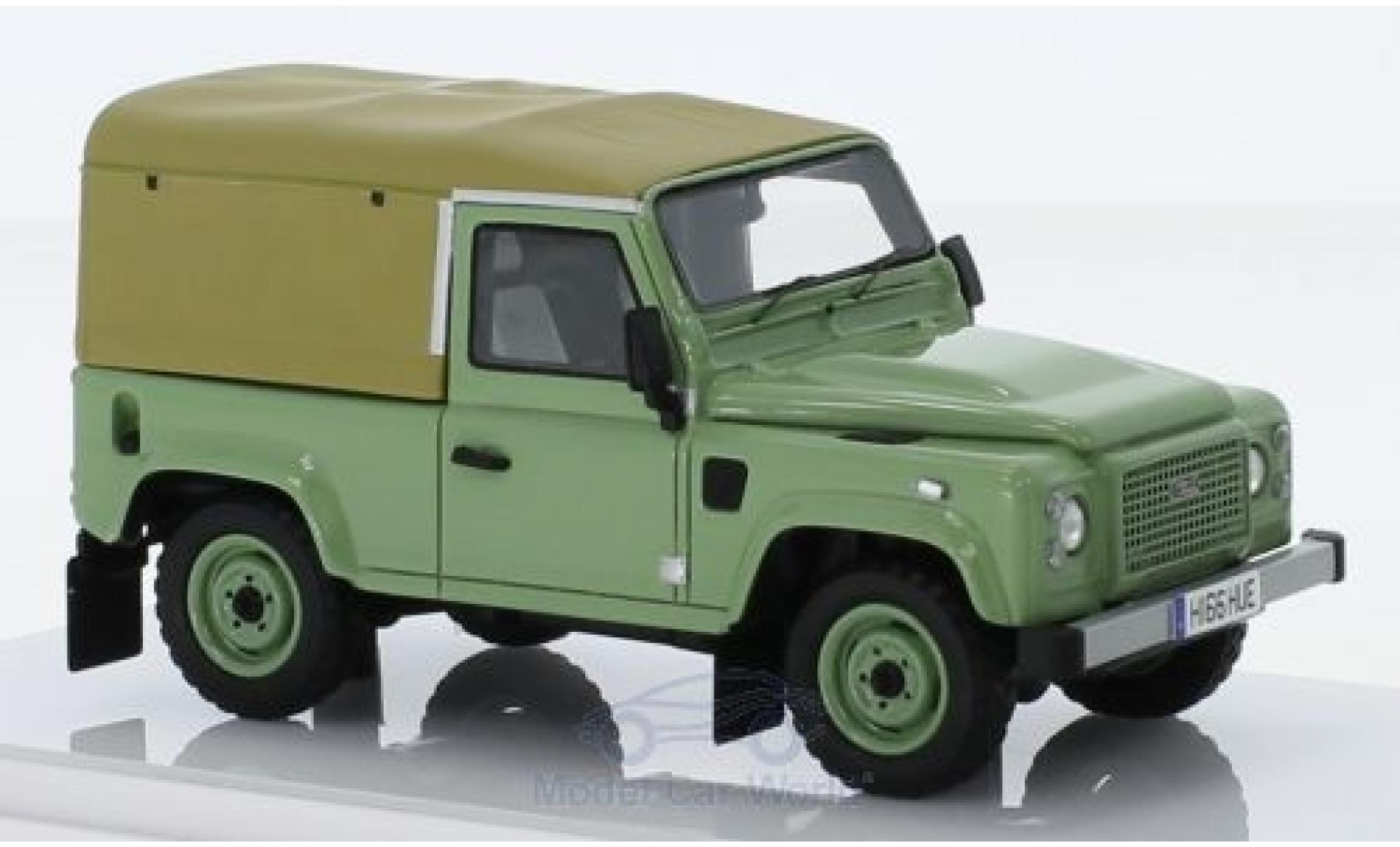 Land Rover Defender 1/18 TrueScale Miniatures 90 groen RHD 2015 Heritage Edition The last modelauto