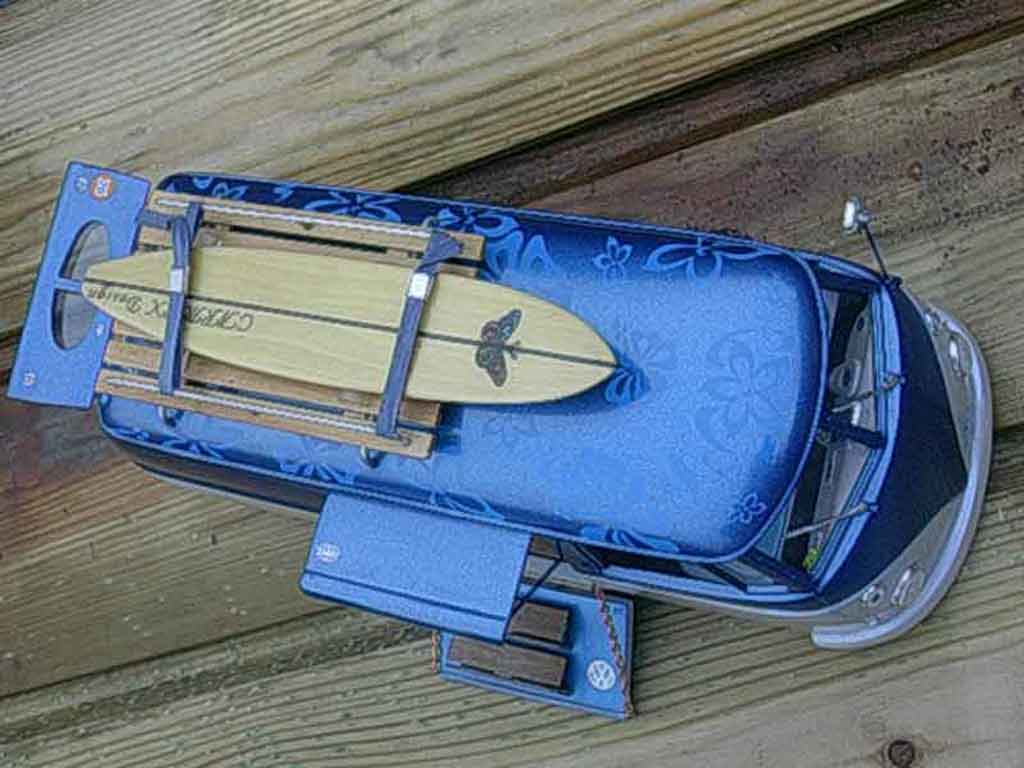 Volkswagen Combi Base hawai 1/18 Solido