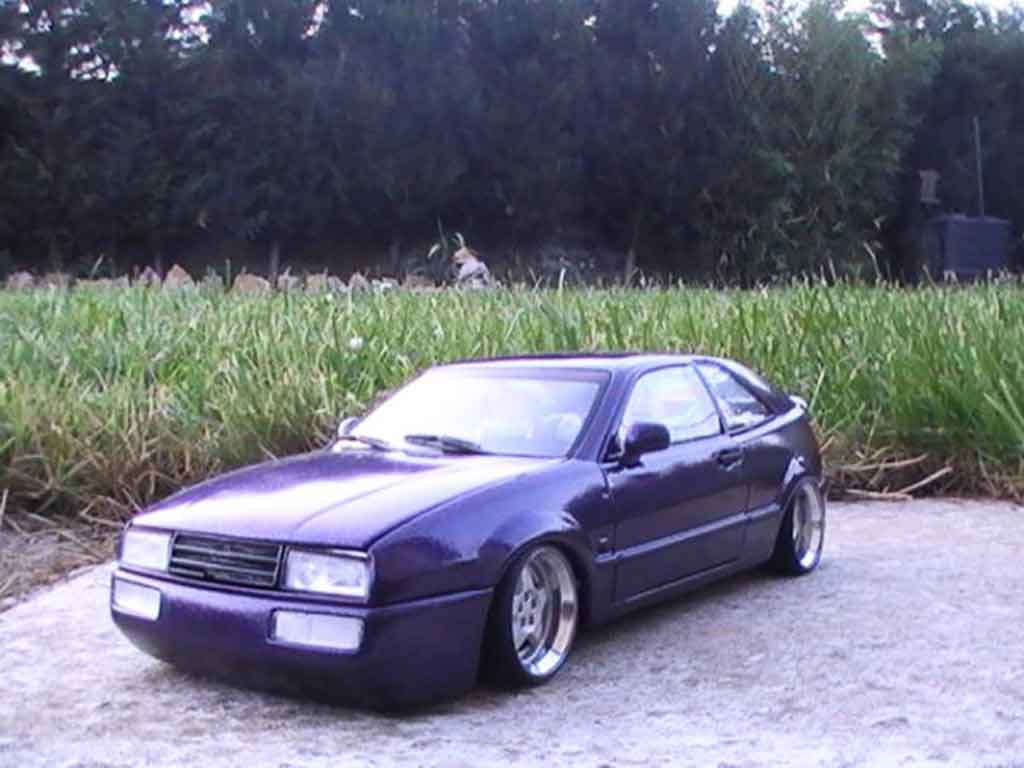 Volkswagen Corrado VR6 peinture violet avec paillette 1/18 Revell
