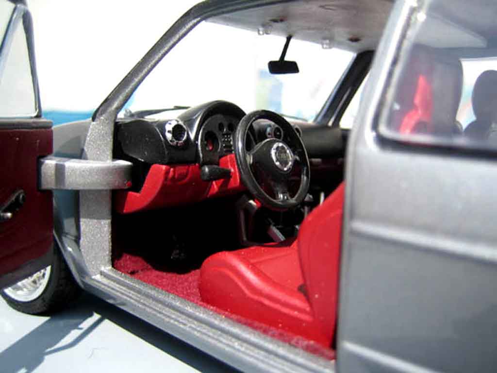 Volkswagen Golf GTI 1 swap moteur audi tt 1/18 Sun Star