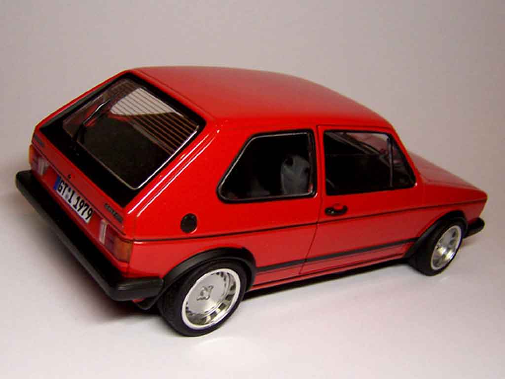Volkswagen Golf GTI rood jantes 15 pouces ronal turbo 1/18 Solido