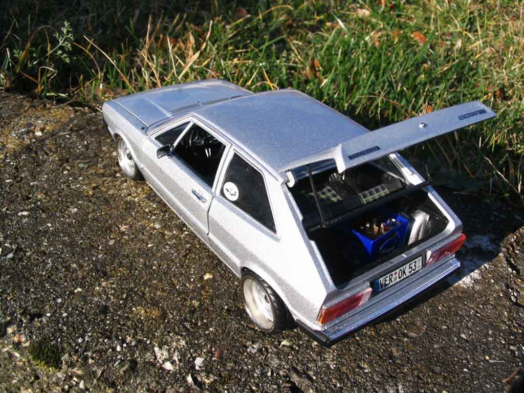Volkswagen Scirocco GTI jantes bords larges a deport 1/18 Revell