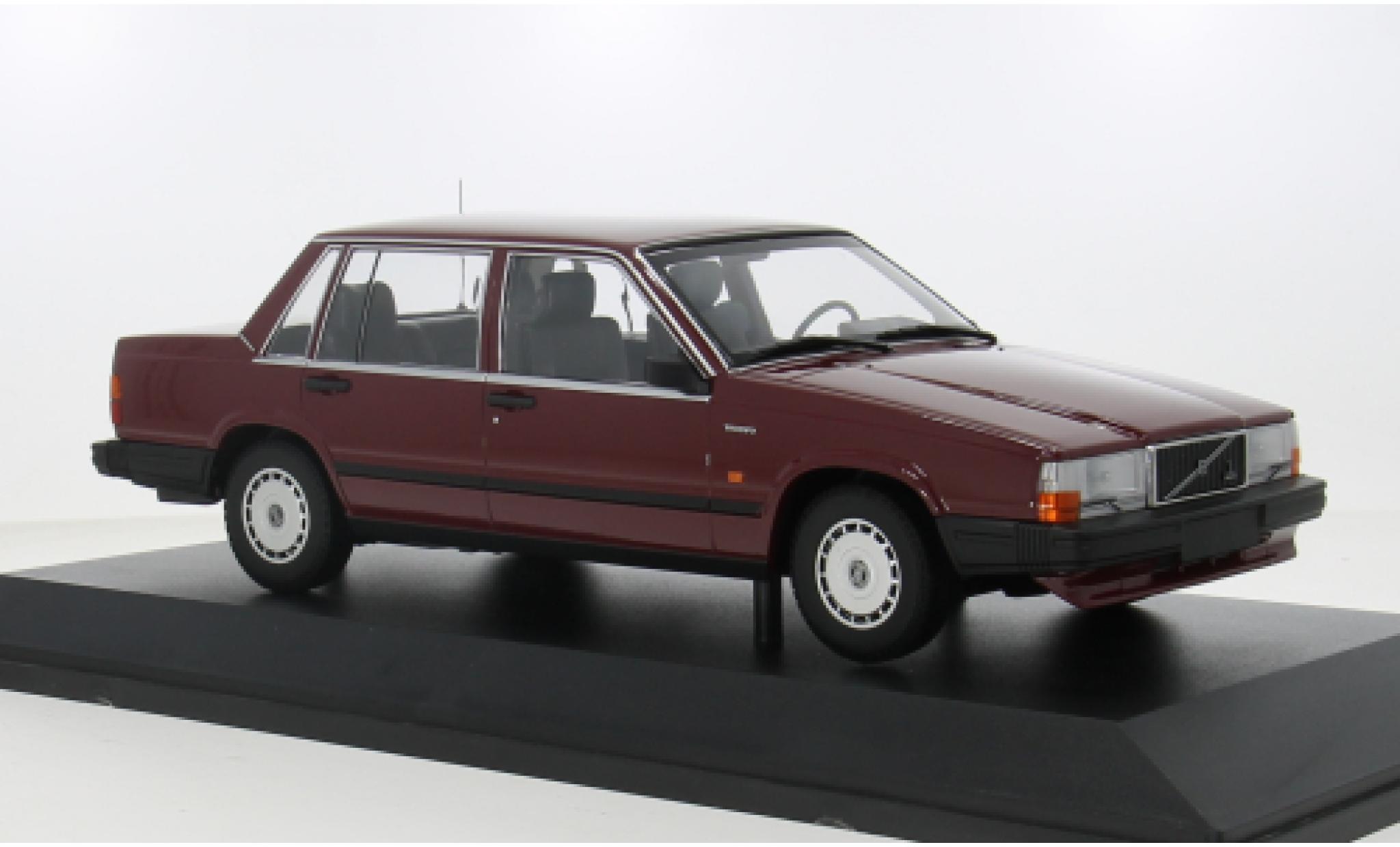 Volvo 740 1/18 Minichamps GL rood 1:18 modelauto