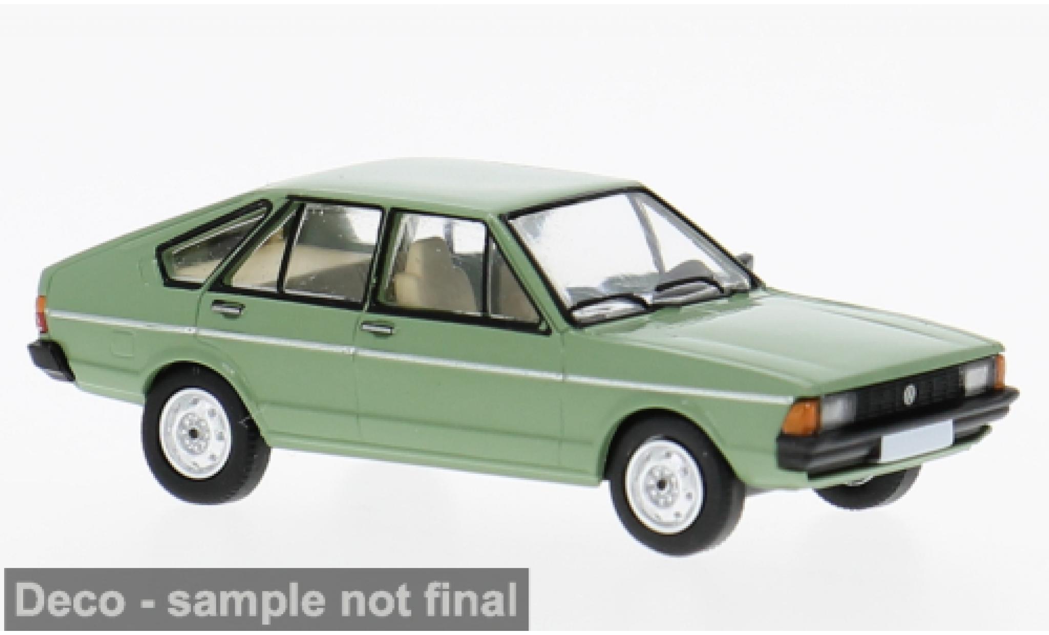 Volkswagen Passat 1/87 PCX87 B1 groen 1977 1:87 modelauto