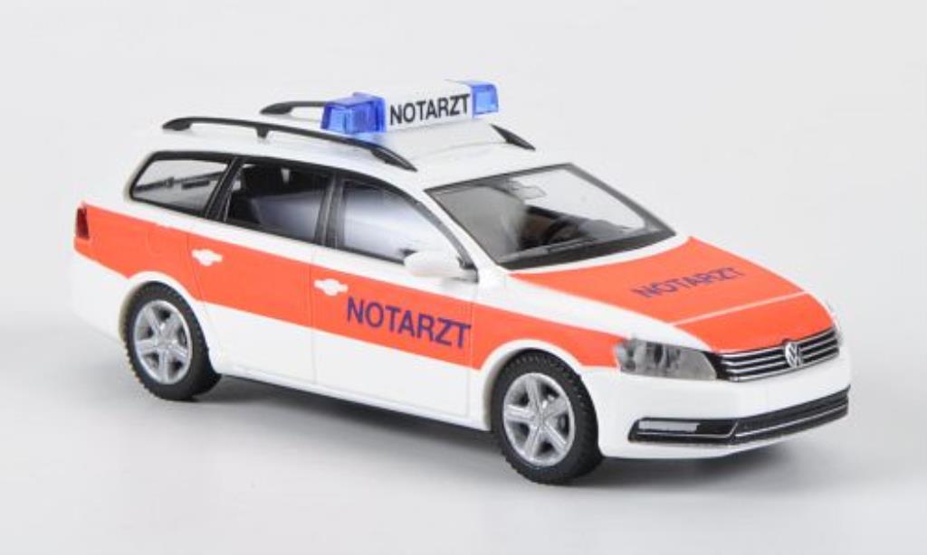 Volkswagen Passat 1/87 Wiking (B7) Variant Notarzt modelauto