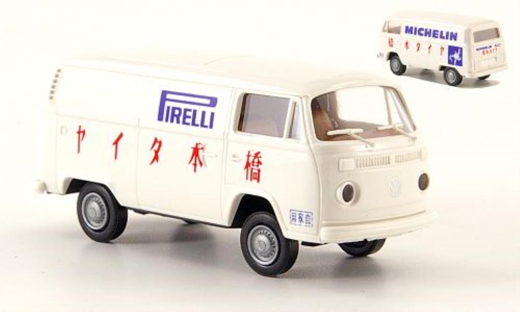 Volkswagen T2 1/87 Brekina Japanese Tyre Service modelauto