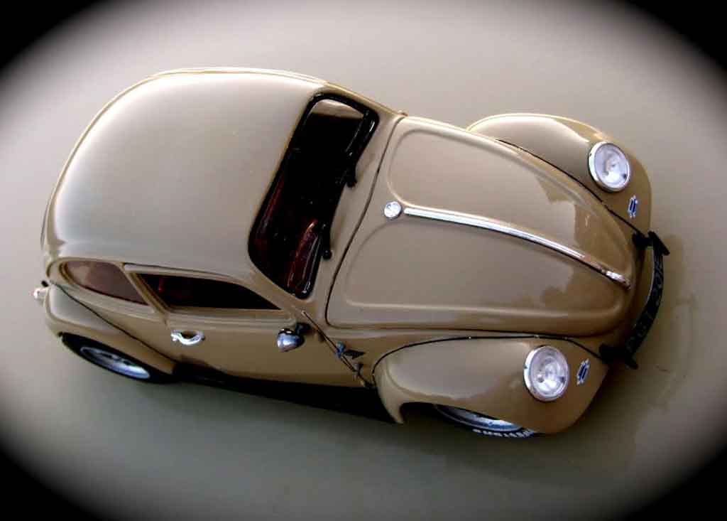 Volkswagen Kafer Base cox 1967 replica 1/18 Yat Ming
