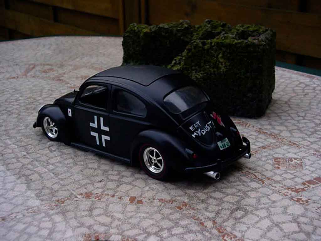 Volkswagen Kafer Base cox stuka bug 1/18 Solido