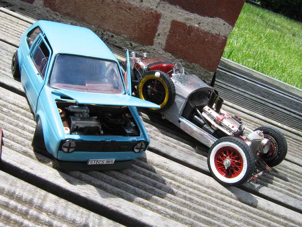 Volkswagen Golf GTI blauw jantes ford escort rallye 1/18 Solido