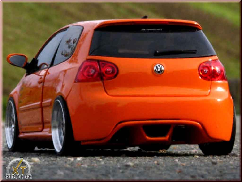Volkswagen Golf GTI tuning jantes alu 18 pouces kit carrosserie 1/18 Norev