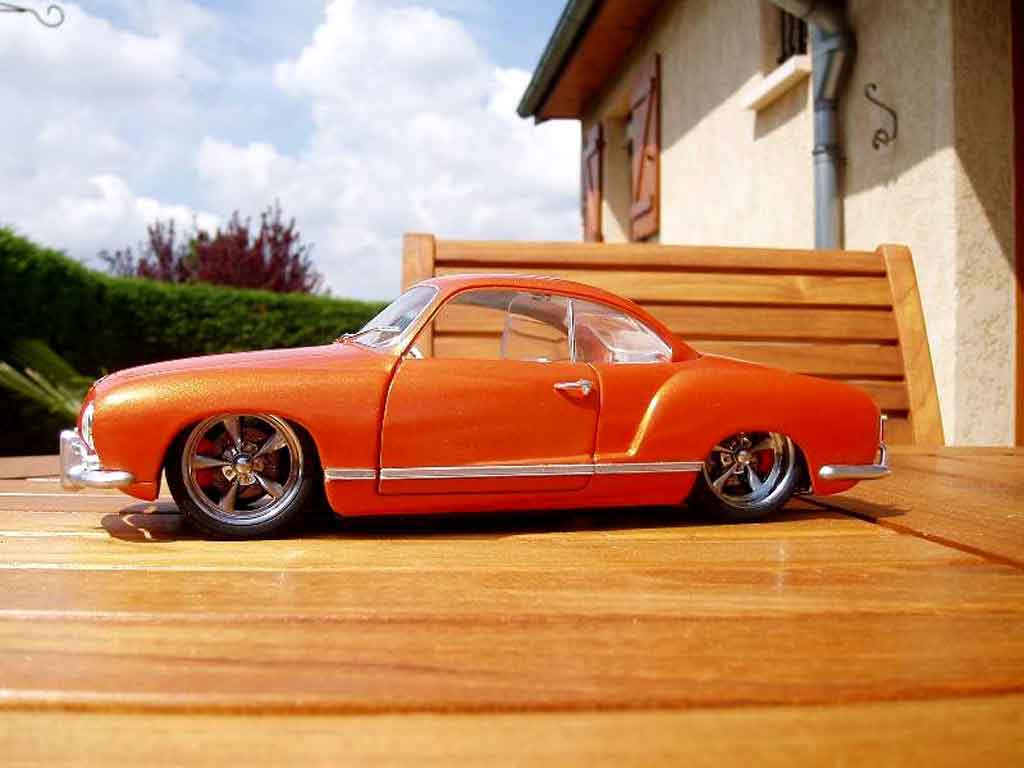 Volkswagen Karmann 1/18 Solido oranje pulp modelauto