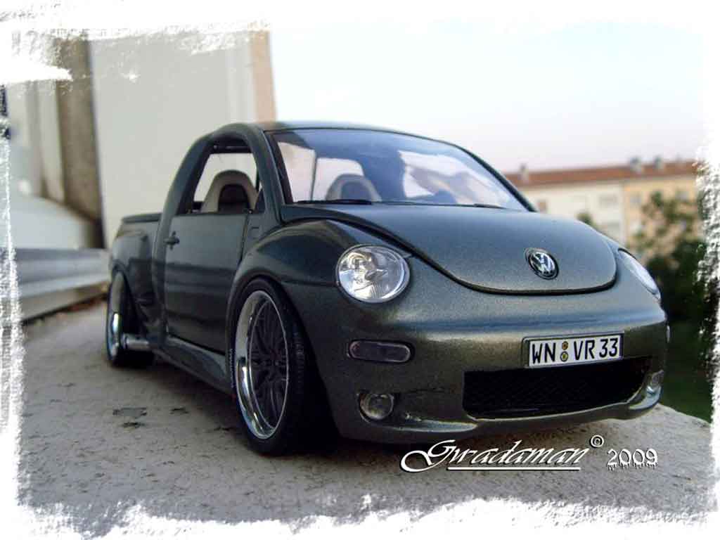 Volkswagen New Beetle Base pick-up 1/18 Burago