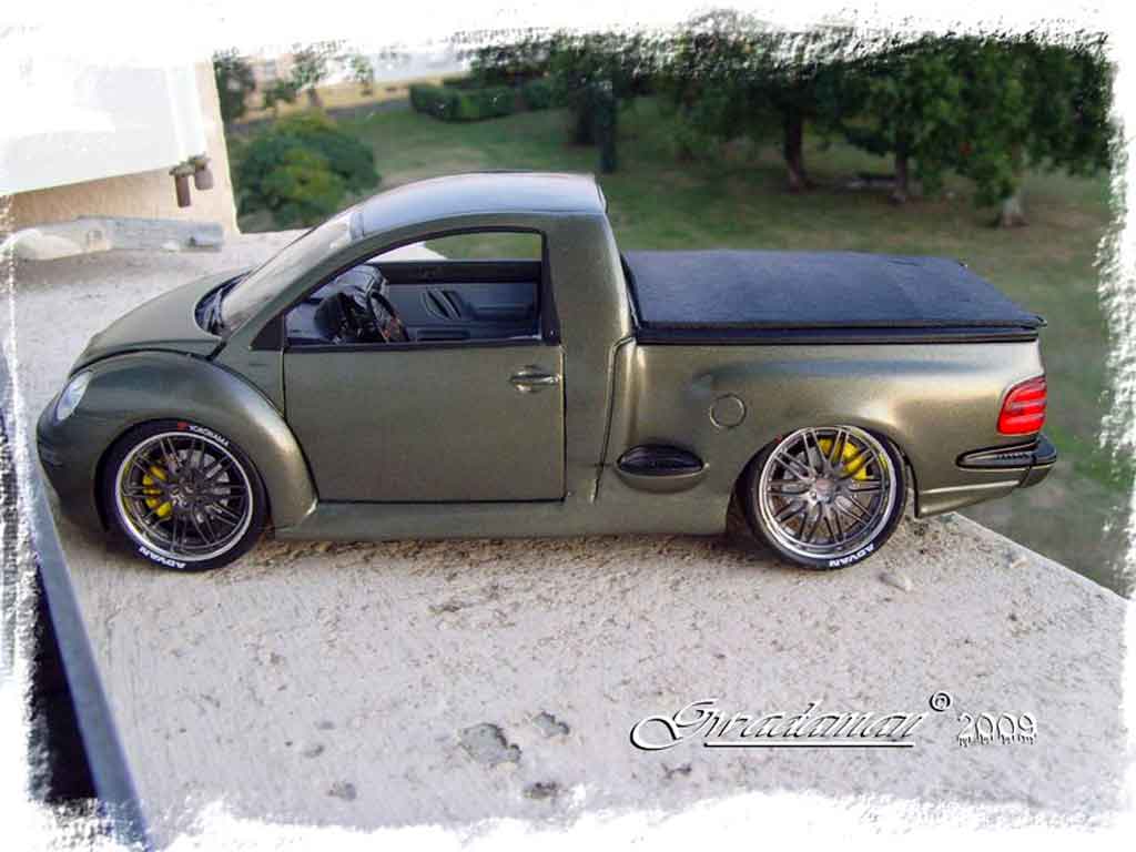 Volkswagen New Beetle Base pick-up 1/18 Burago