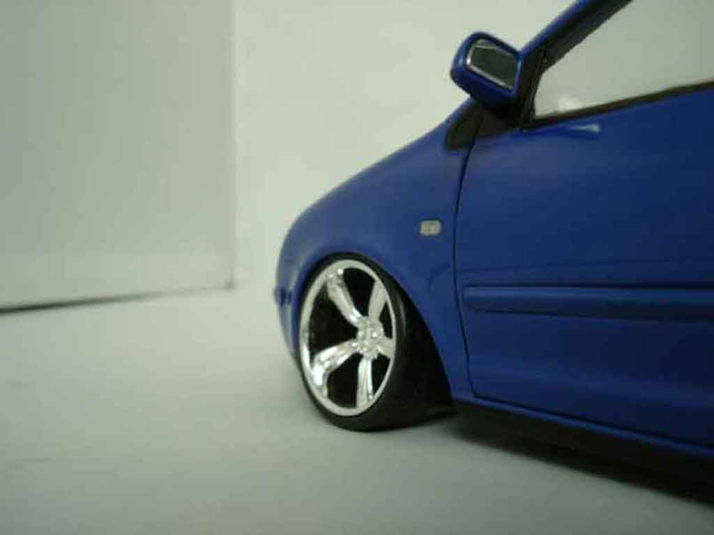 Volkswagen Polo Base 9n blauw jantes 14 pouces 1/18 Anson