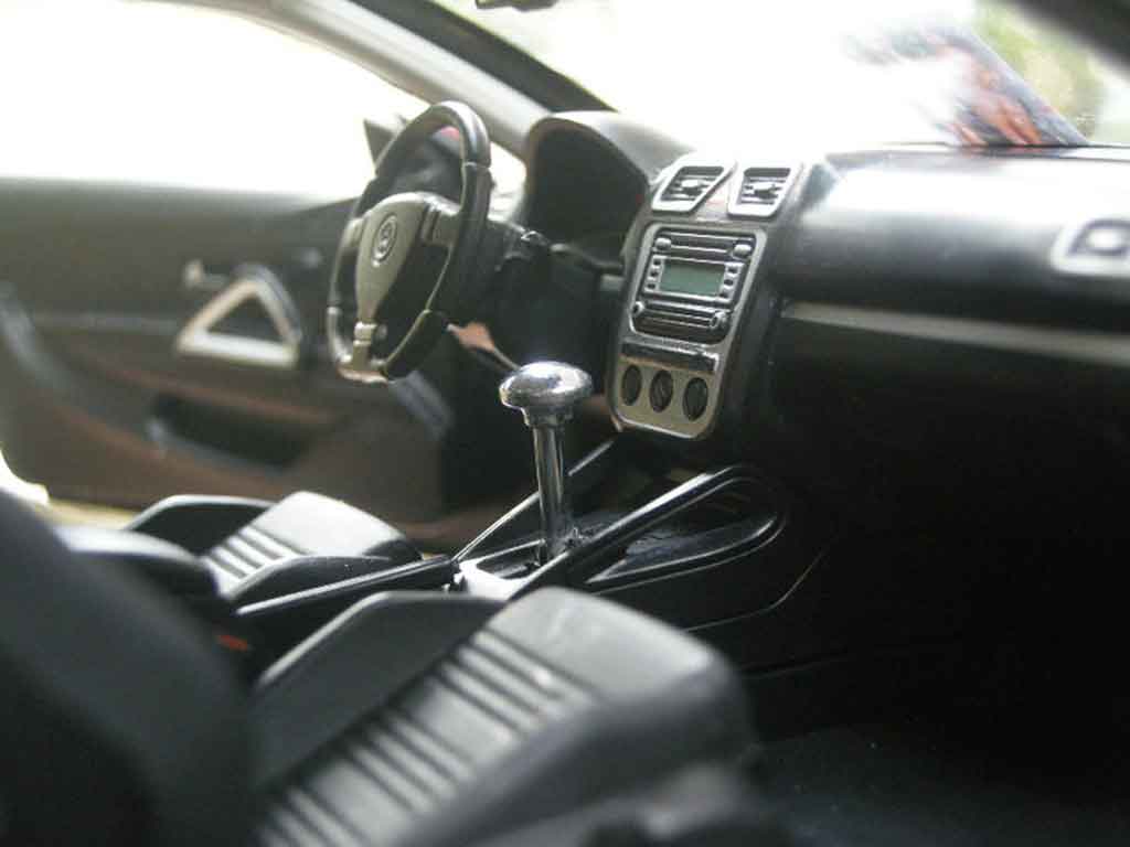 Volkswagen Scirocco R 3 zwart german look 1/18 Norev