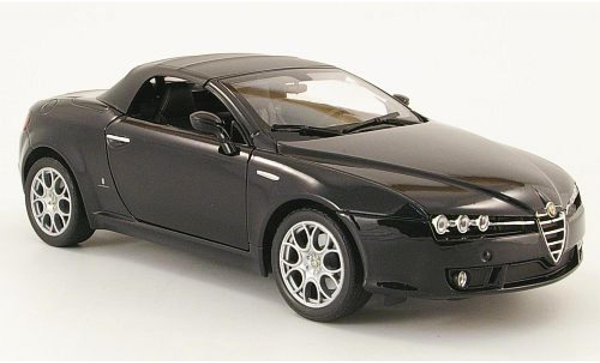 Alfa Romeo Spider 1/18 Welly zwart geschlossen 1:18 modelauto