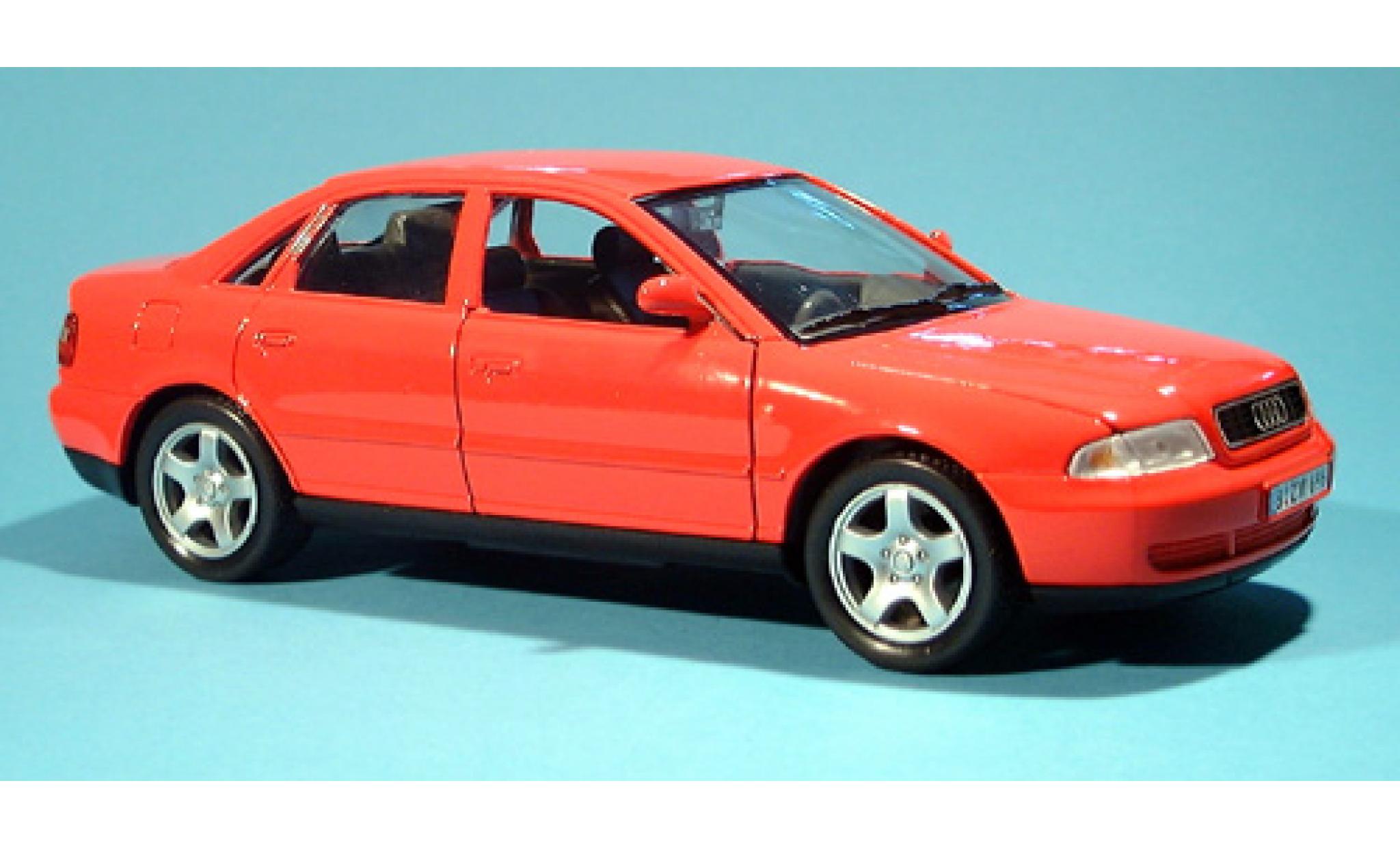Audi A4 1/24 Welly rood 1:24 modelauto
