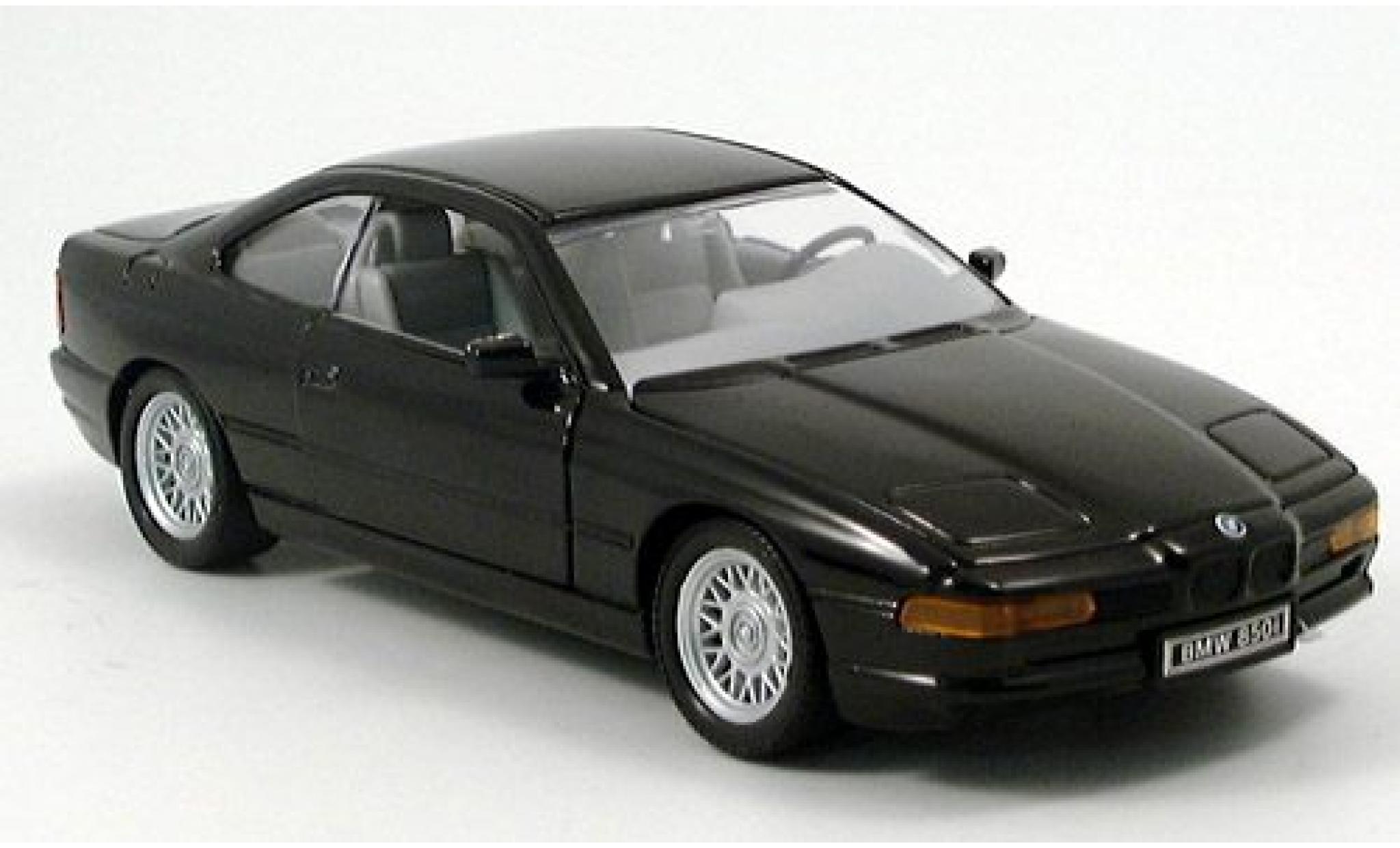 Bmw 850 1/24 Welly i zwart 1:24 modelauto