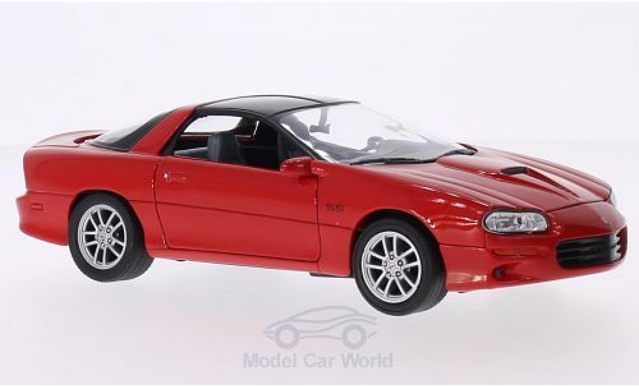 Chevrolet Camaro SS 1/24 Welly SS rood 2002 modelauto