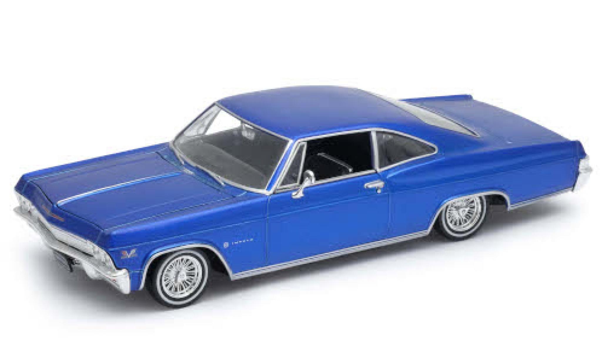 Chevrolet Impala 1/24 Welly SS 396 Tuning metallic blauw 1965 modelauto