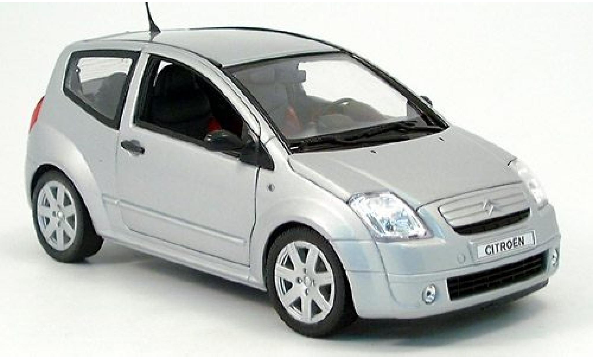 Citroen C2 1/18 Welly grijs 2003 1:18 modelauto
