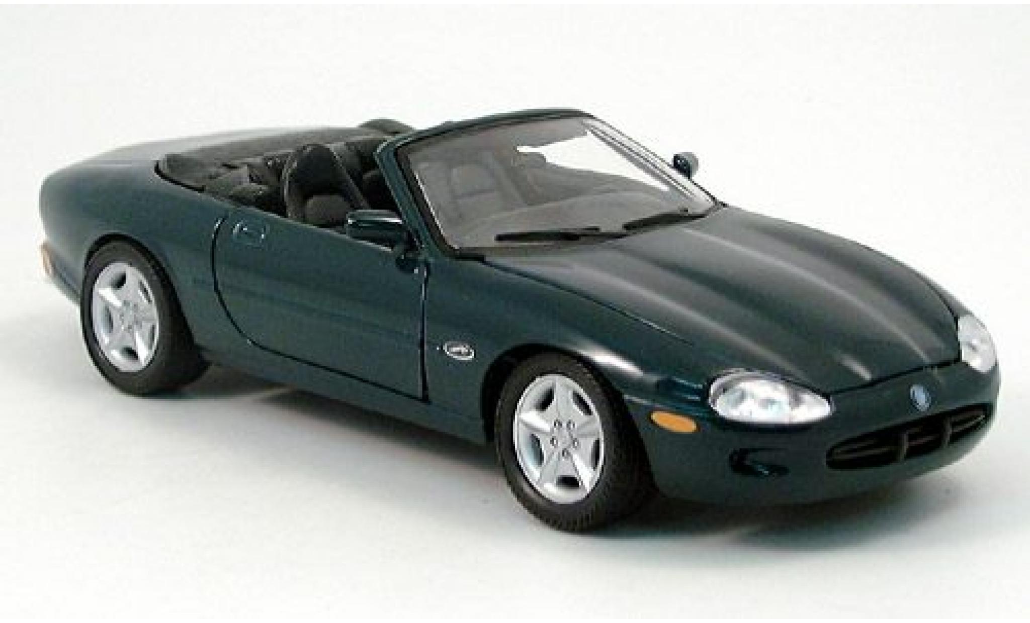 Jaguar XK 1/24 Welly 8 groen 1998 1:24 modelauto