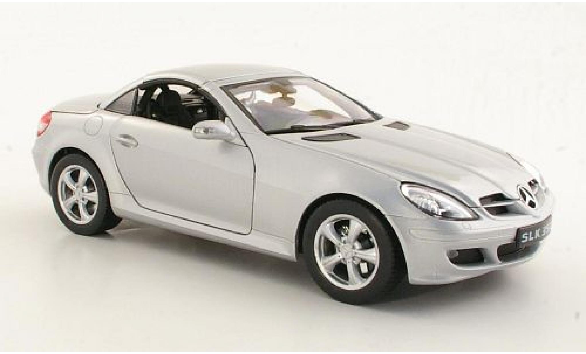 Mercedes Classe SLK 1/18 Welly SLK 350 (R171) grijs 2004 1:18 modelauto