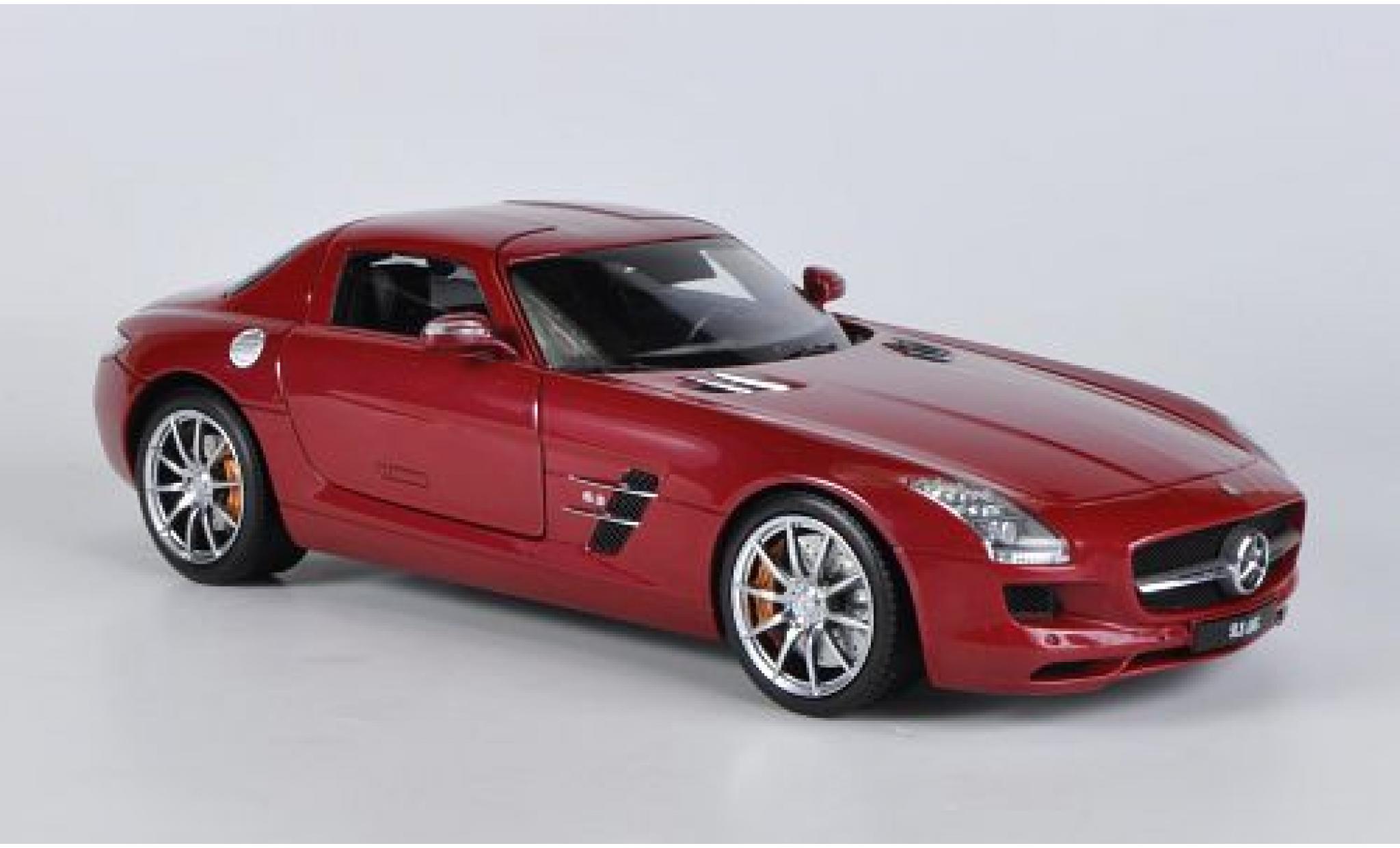 Mercedes SLS 1/18 Welly AMG (C197) rood 1:18 modelauto