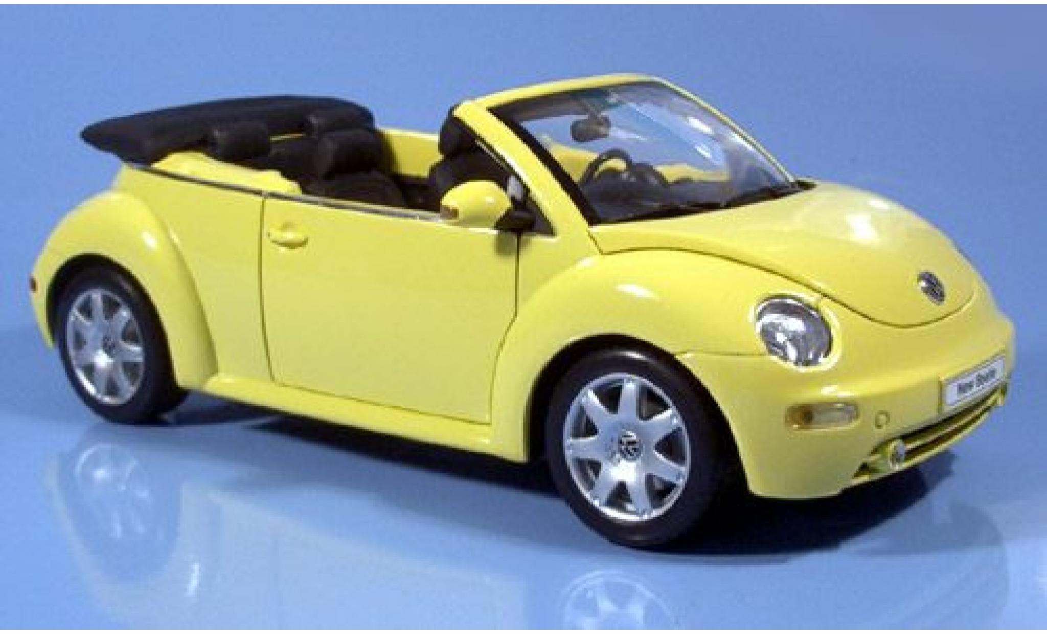 Volkswagen New Beetle 1/18 Welly Cabriolet geel 2003 1:18 modelauto