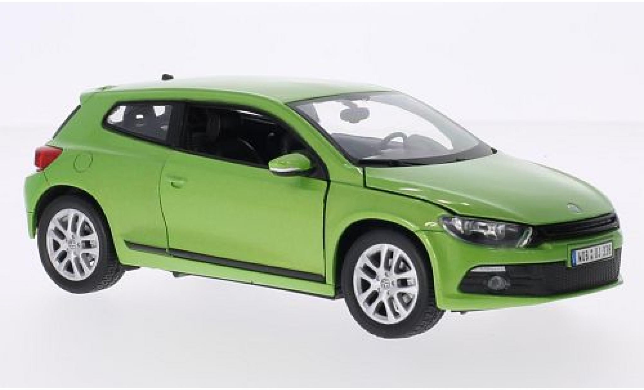 Volkswagen Scirocco 1/24 Welly III metallic groen modelauto
