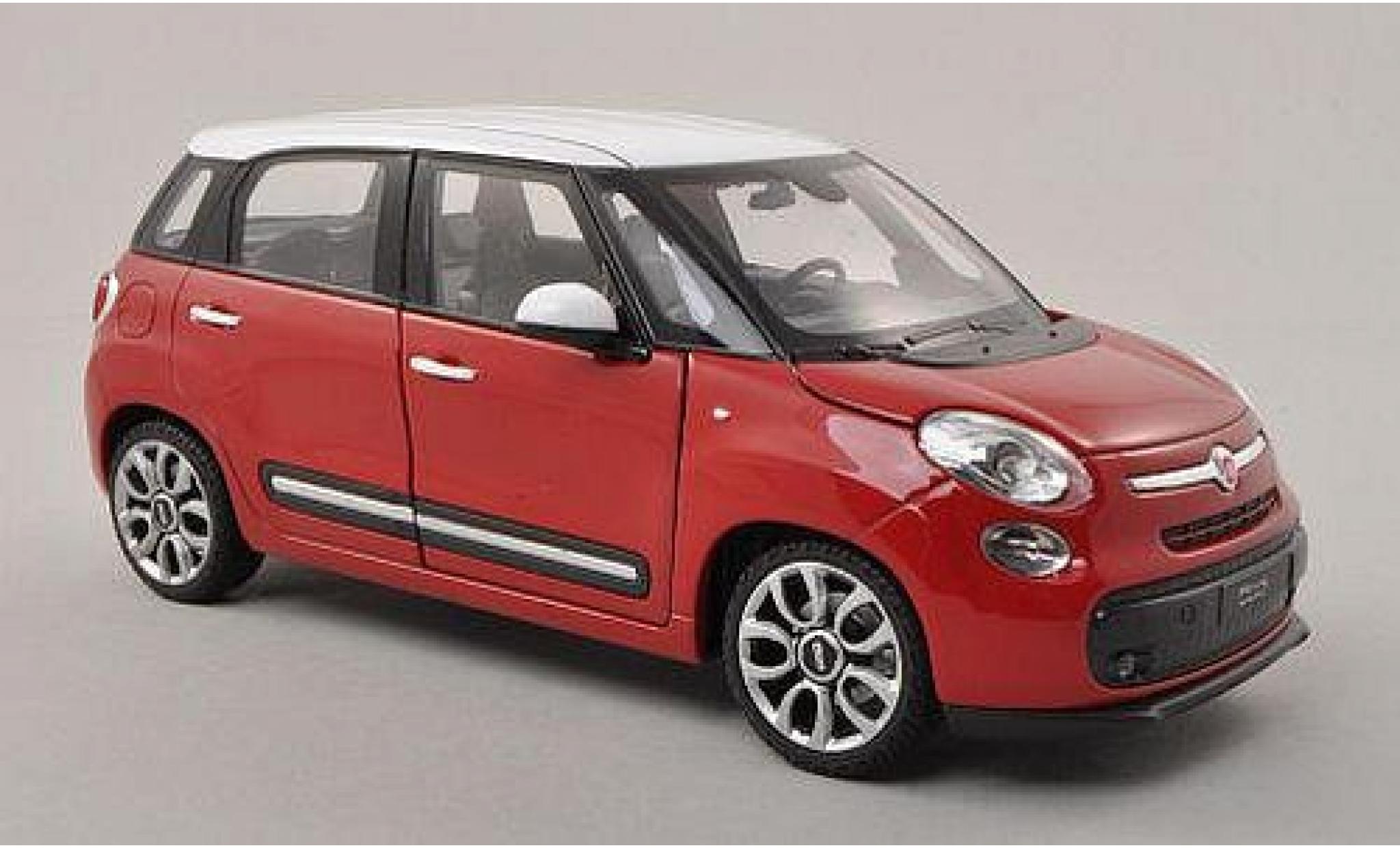 Fiat 500 1/24 Welly L rood/wit 2013 modelauto
