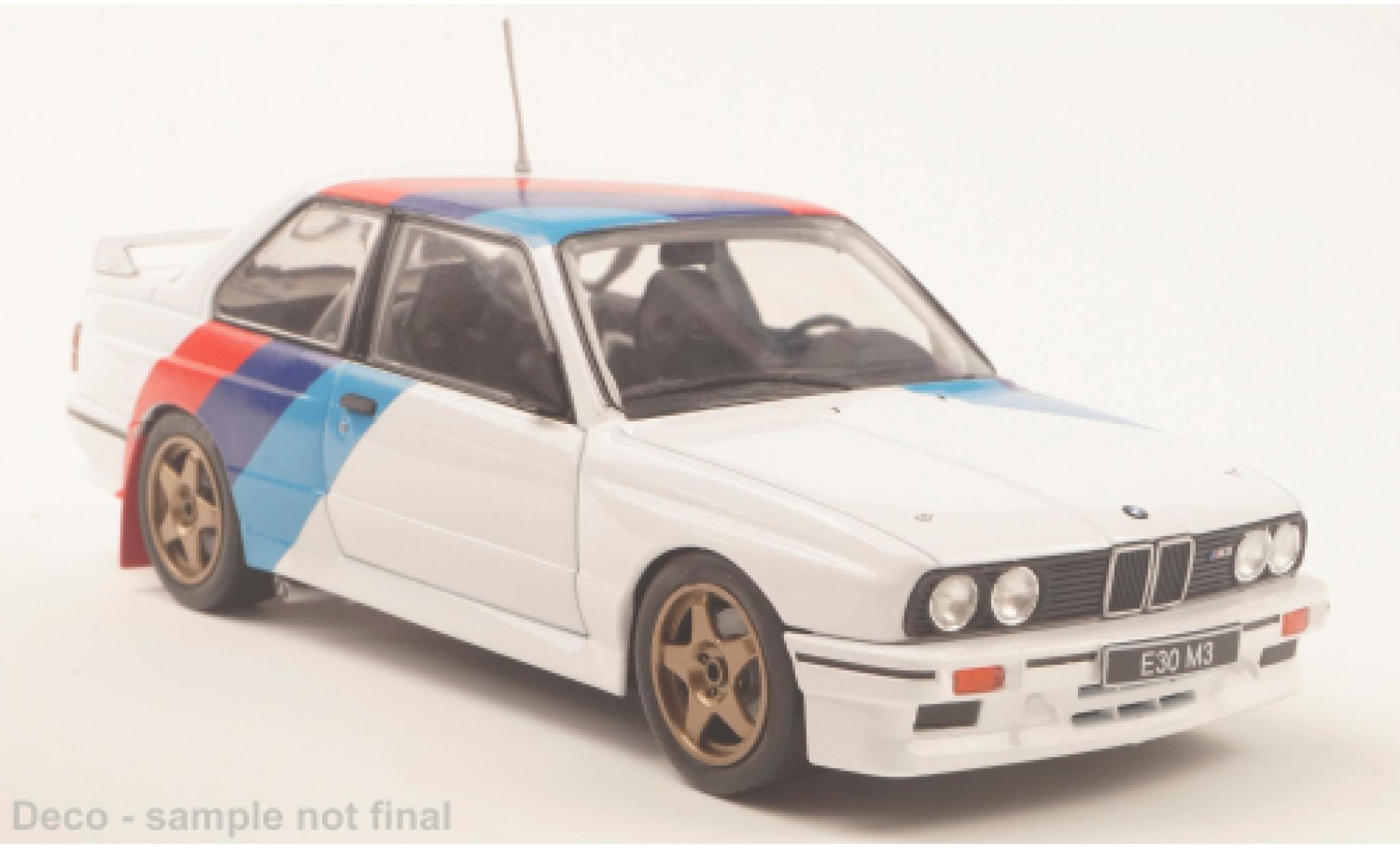Bmw M3 1/24 WhiteBox (E30) wit/Dekor 1989 1:24 modelauto