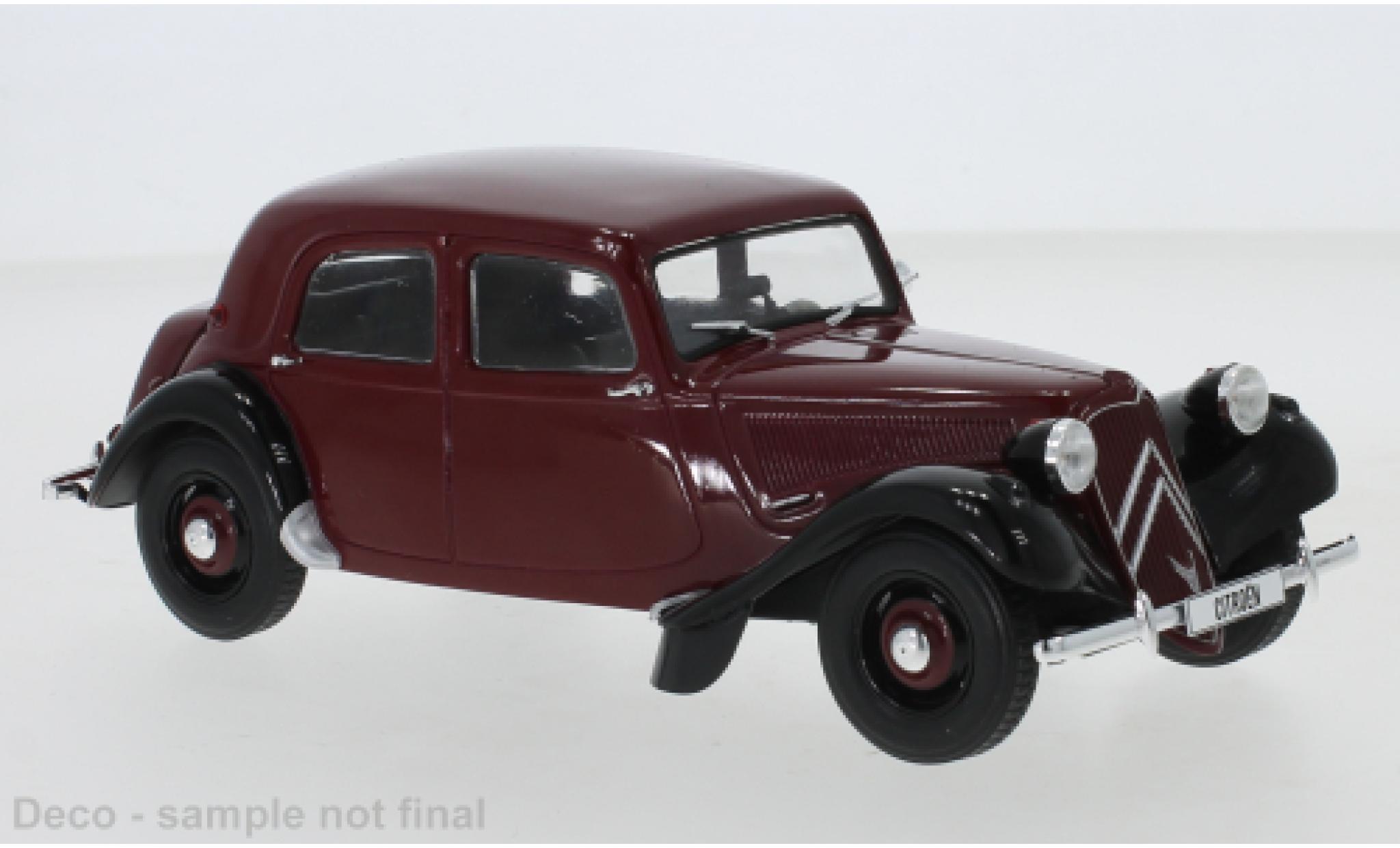 Citroen Traction 1/24 WhiteBox Avant 11BL rood/zwart 1952 modelauto
