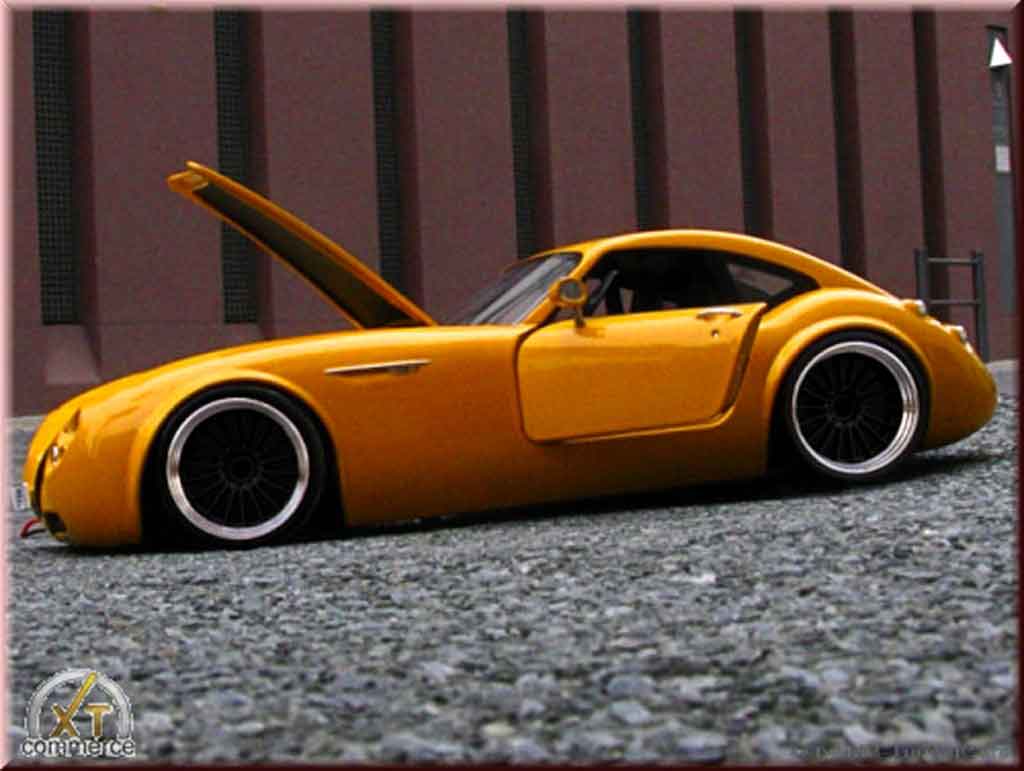 Wiesmann GT Coupe mf3 gt coupe jantes 19 pouces 1/18 Revell