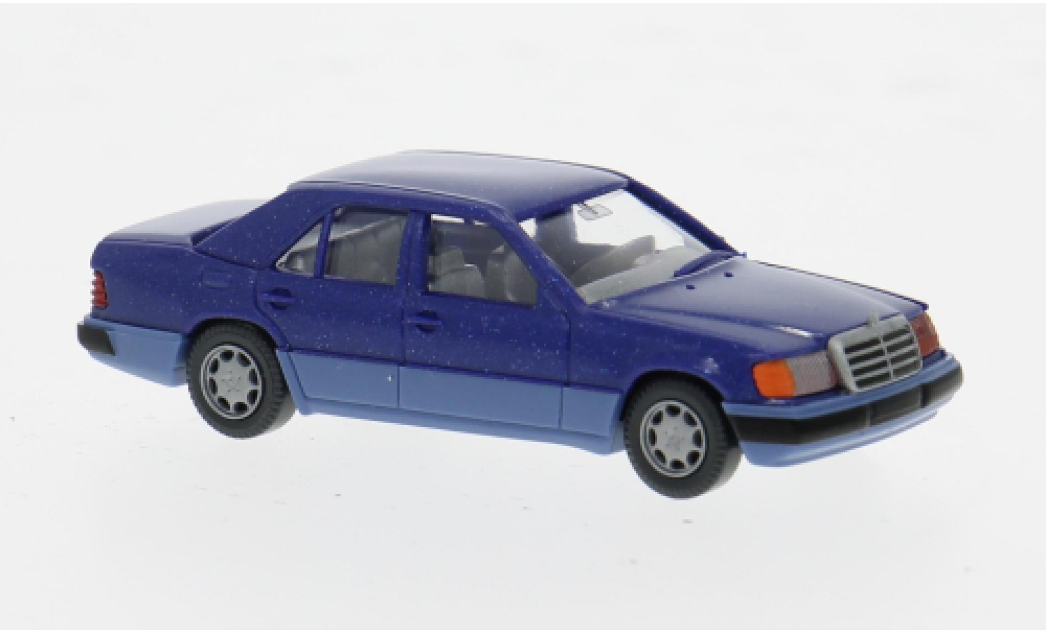 Mercedes 260 1/87 Wiking E (W124) blauw 1984 1:87 modelauto