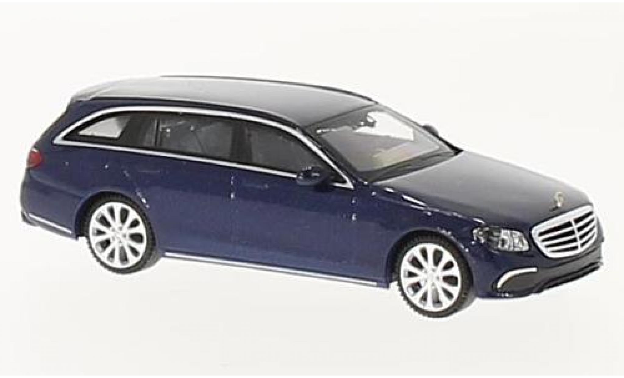 Mercedes Classe E 1/87 Wiking T-Modell (S213) Exklusive metallic blauw modelauto