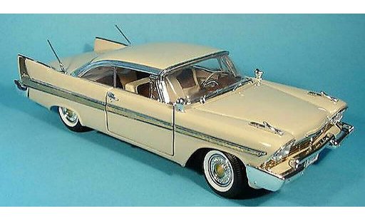 Plymouth Fury Base 1/18 Motormax beige 1958 modelauto