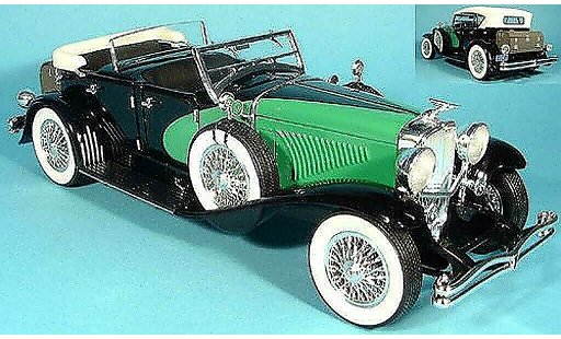 Duesenberg 1934 Cabriolet 1/18 Signature limousine zwart/groen modelauto