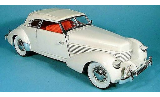 Cord 810 Sedan 1/18 Signature wit 1936 modelauto
