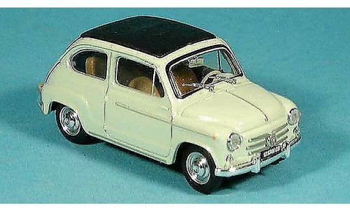 Fiat 600 D 1/43 Brumm gesloten groen 1960 modelauto
