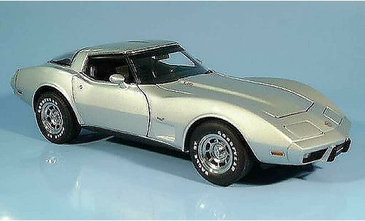 Chevrolet Corvette Coupe 1/18 Autoart C3 25th anniv grijs 1978 modelauto