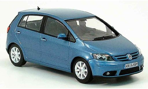 Volkswagen Golf Base 1/43 Minichamps plus blauw 2005 modelauto