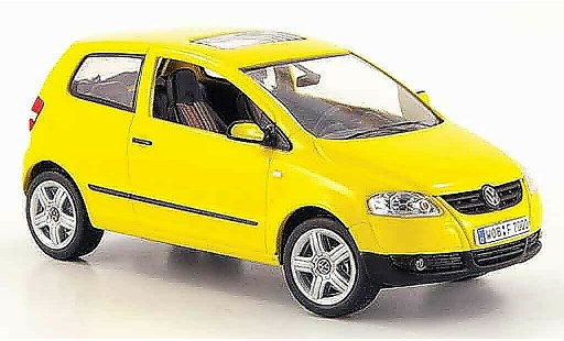 Volkswagen Fox Base 1/43 Schuco geel 2005 modelauto