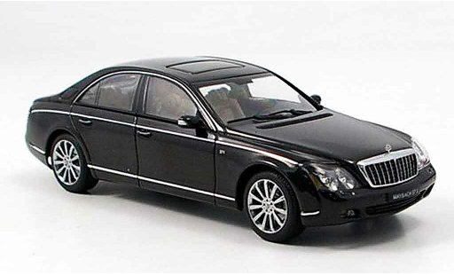 Maybach 57 S 1/43 Autoart zwart 2005 modelauto