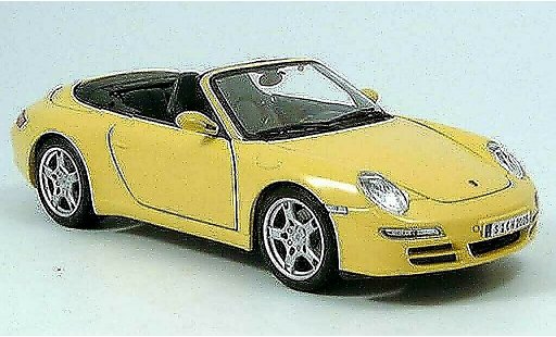 Porsche 911 Cabriolet 1/18 Maisto S geel modelauto