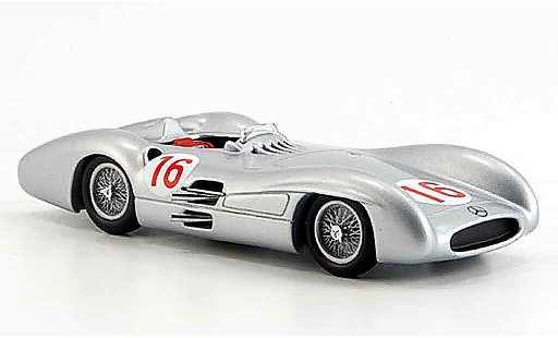 Mercedes W 196 Base 1/43 Minichamps Fangio winnaar GP Italien 1954 modelauto